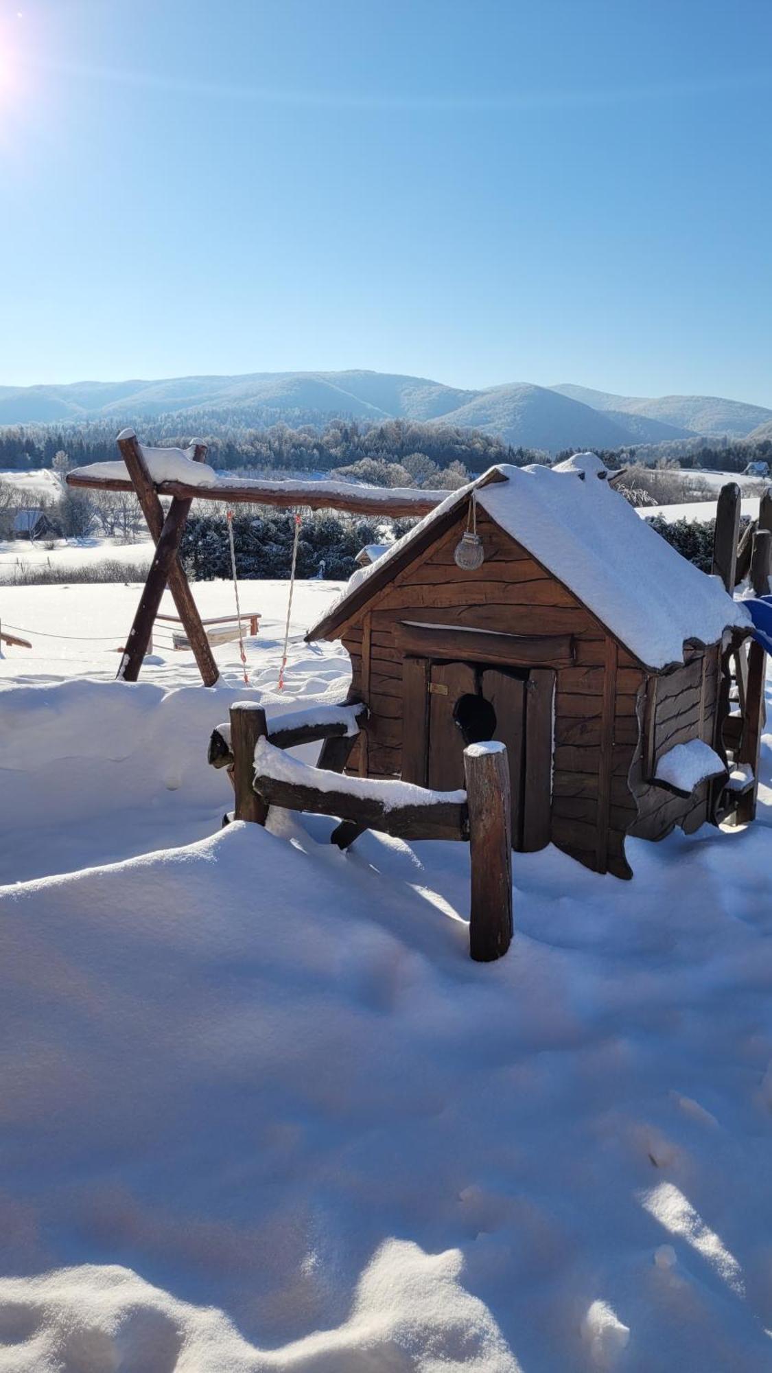 Vila Odludomki Smerek Exteriér fotografie